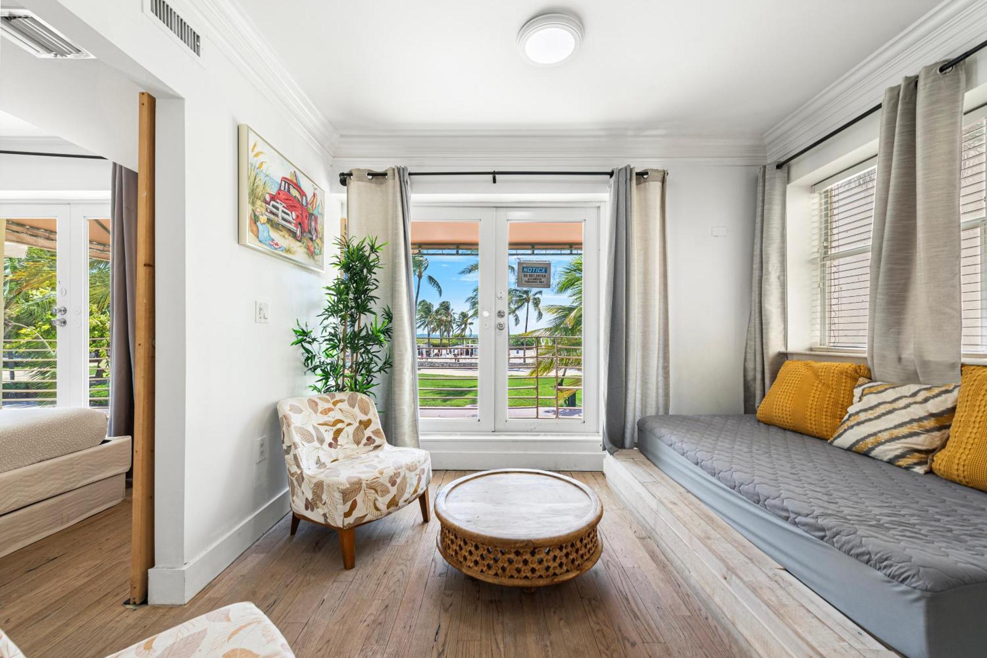 Ocean Drive Apartment Suites In Miami Beach Esterno foto